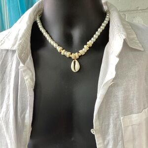 Men’s Pearl N Cowrie Shell Necklace